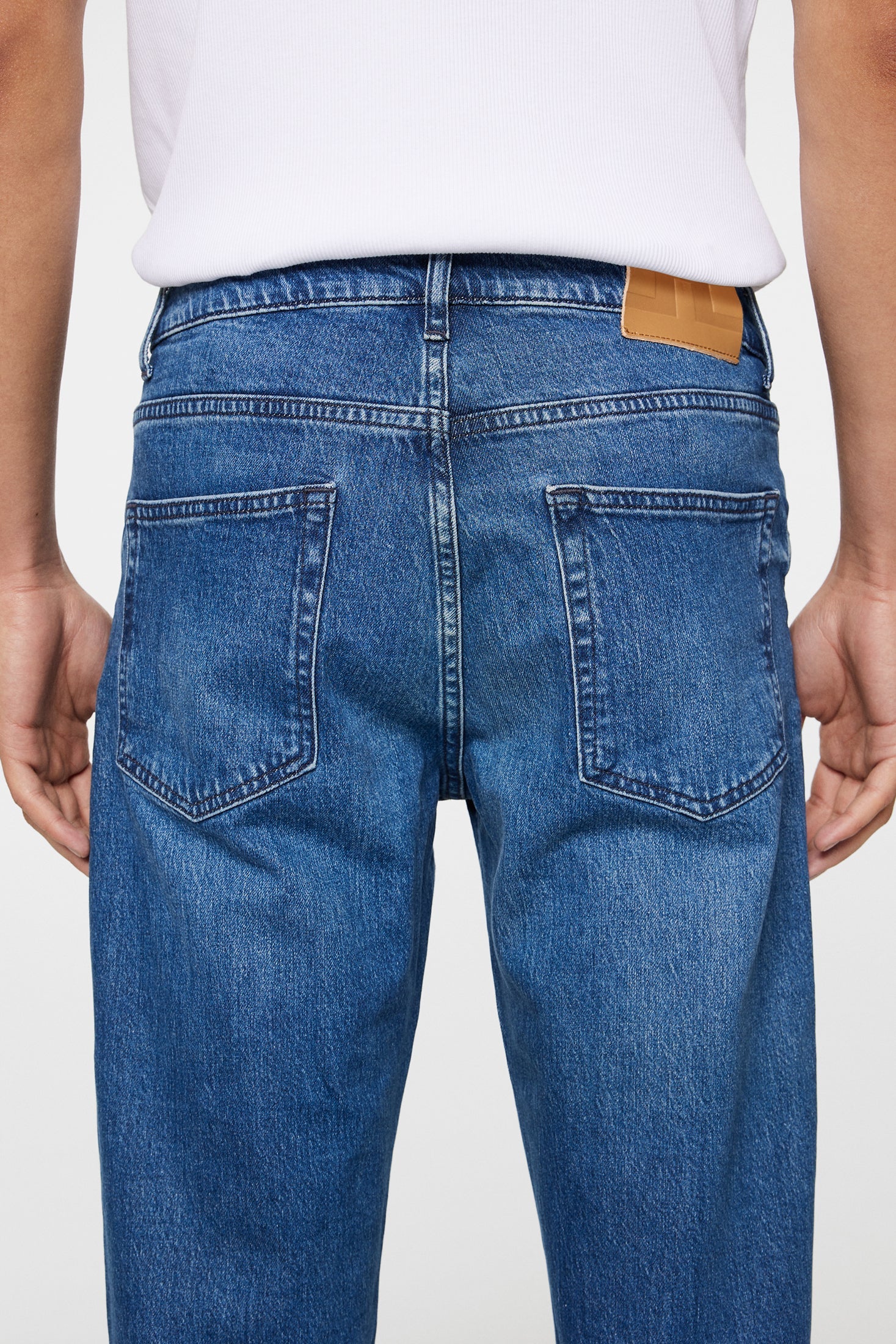 J.Lindeberg farkut sininen slim "Jax Mid Wash Slim Jeans"