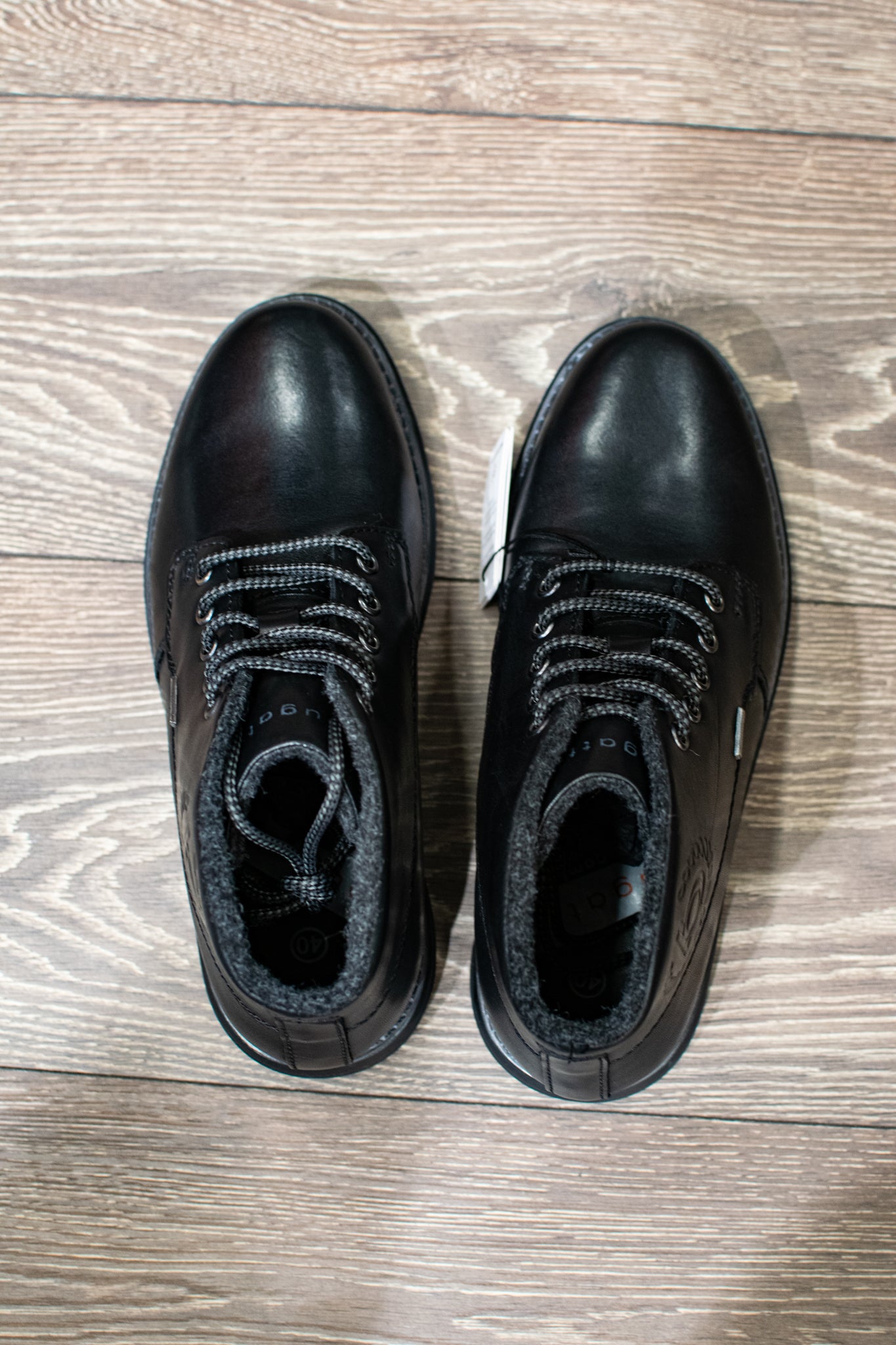 Bugatti musta talvikenkä nauhallinen