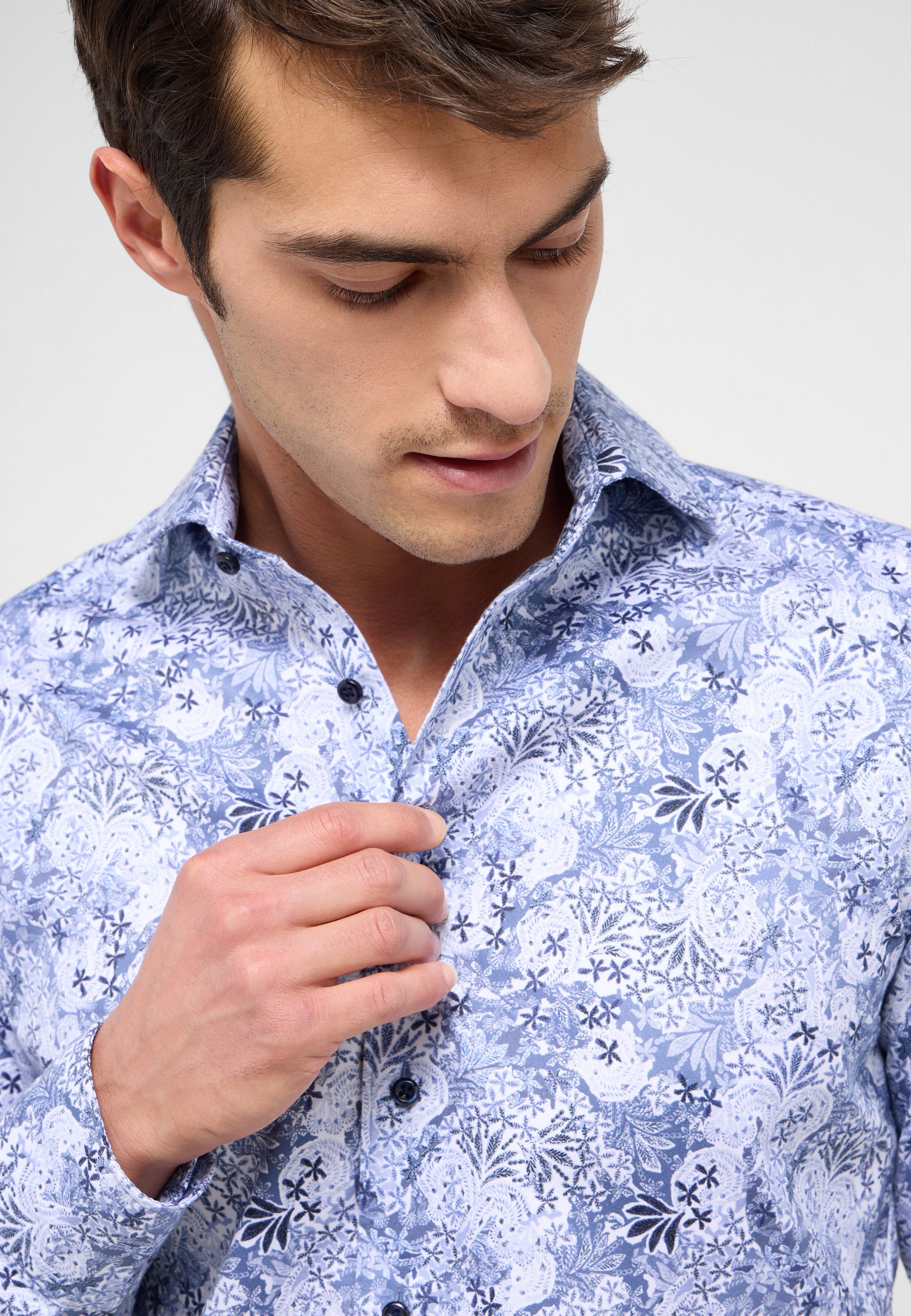 Eterna kauluspaita sininen jäiset kukat slim fit supersoft "1863 by Eterna"