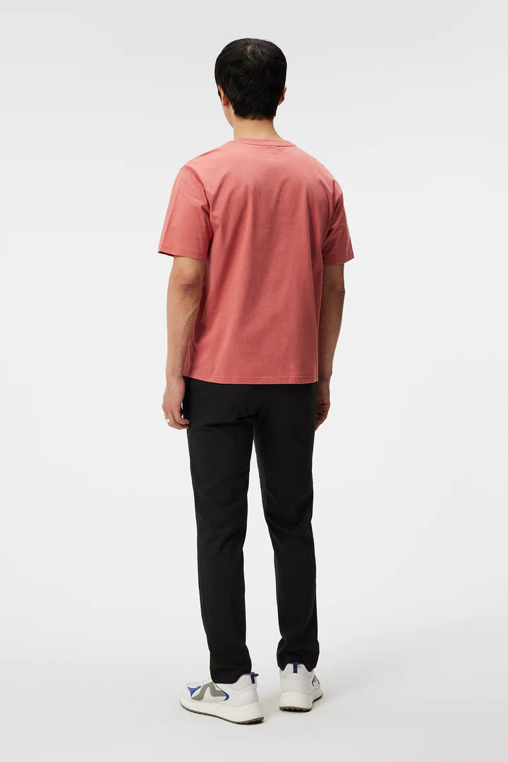 J.Lindeberg vaaleanpunainen t-paita "Hale Logo Patch T-Shirt"