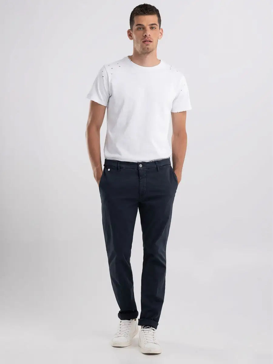Replay Benni Hyperflex regular fit chinot tummansininen Color Edition