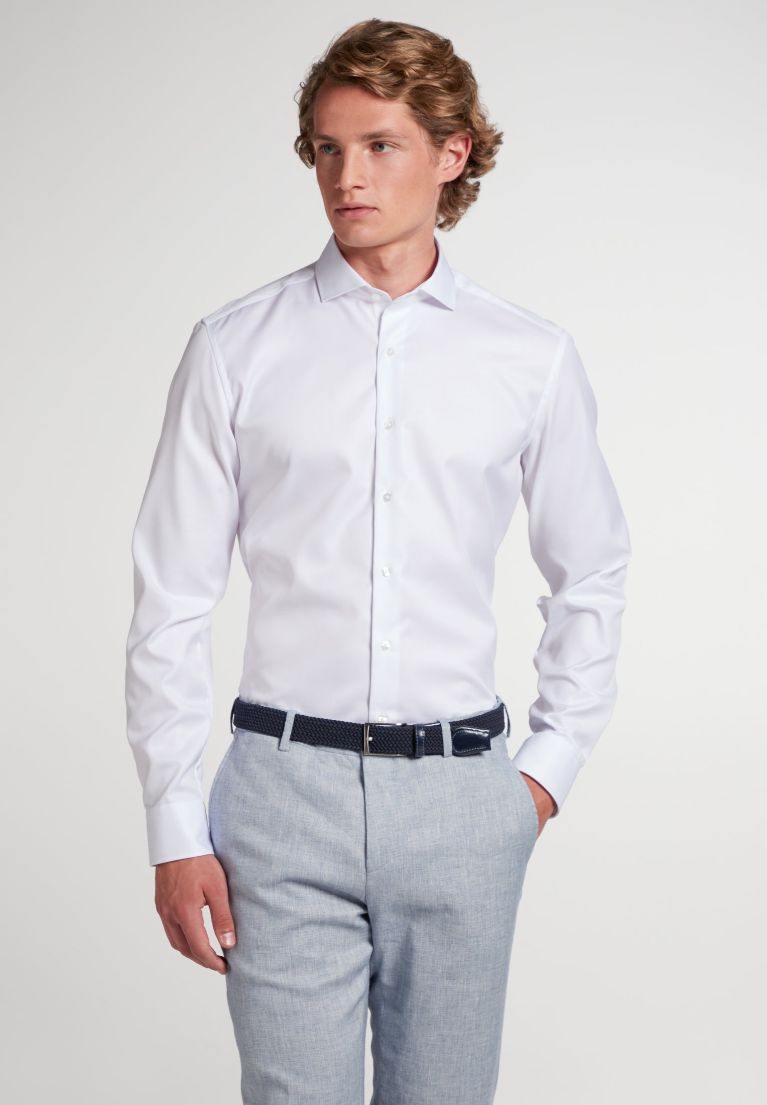 Eterna valkoinen kauluspaita "Slim fit cover shirt 8817"