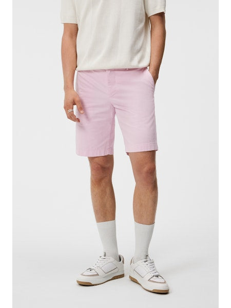 J.Lindeberg shortsit vaaleanpunainen "Nathan cloud satin Shorts"