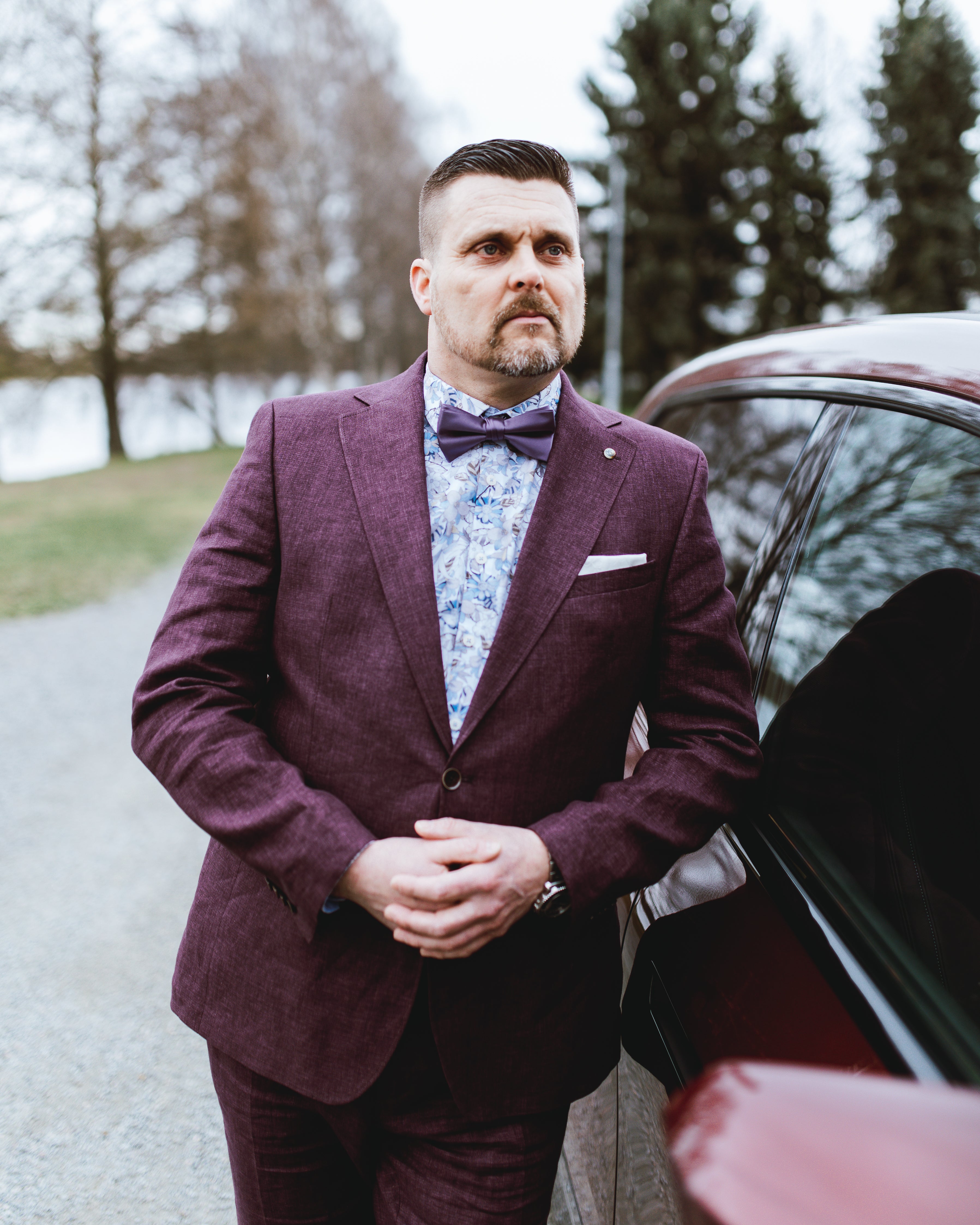 Carl Gross viininpunainen pellavainen puvuntakki