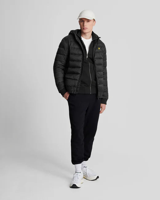 Lyle&Scott musta kevyttoppatakki "Wadded Jacket"