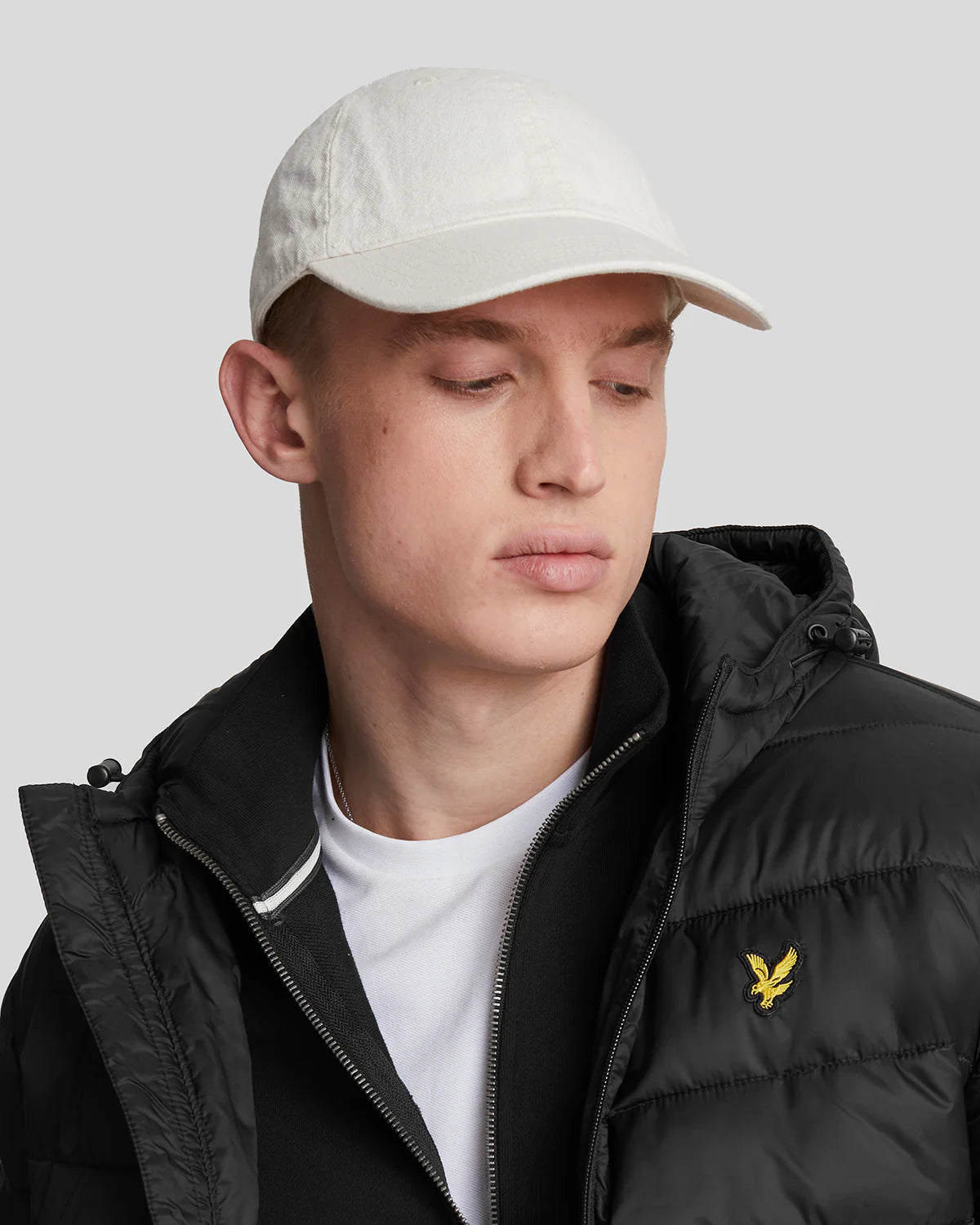 Lyle&Scott musta kevyttoppatakki "Wadded Jacket"