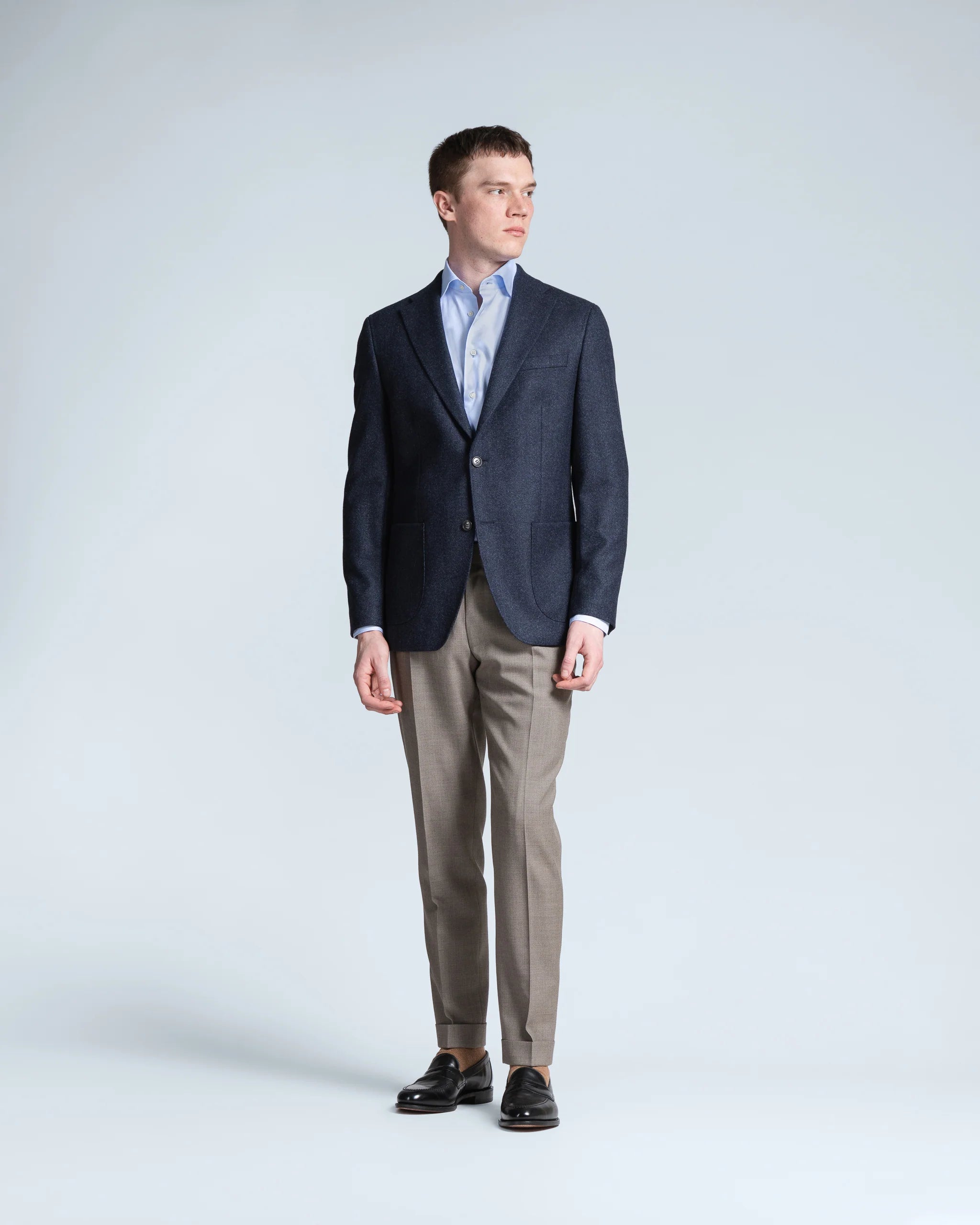 Turo bleiseri modern fit tummansininen Lanificio