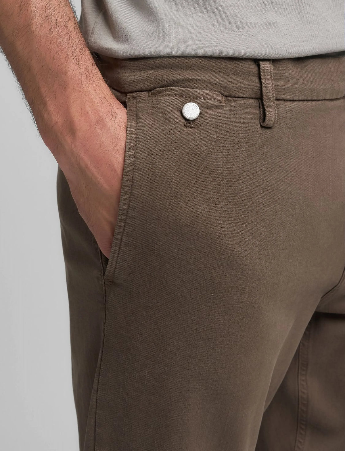 Replay Benni ruskea regular fit chino hyperflex